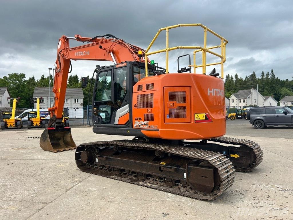 Hitachi ZX225 USLC-7 Rupsgraafmachines