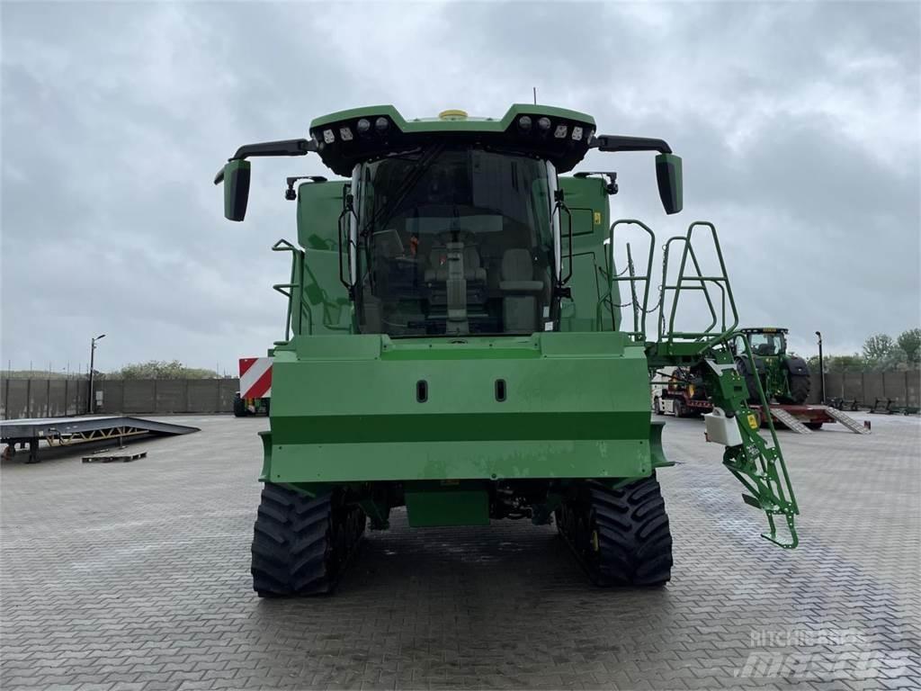 John Deere X9 - 1100 Maaidorsmachines