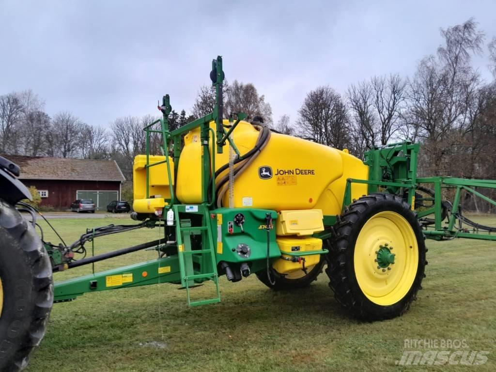 John Deere M 740 i Getrokken spuitmachines