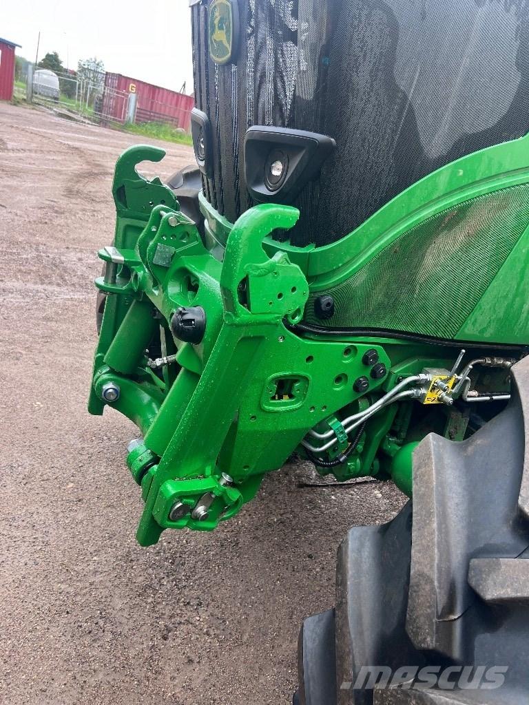 John Deere 6175 M Tractoren