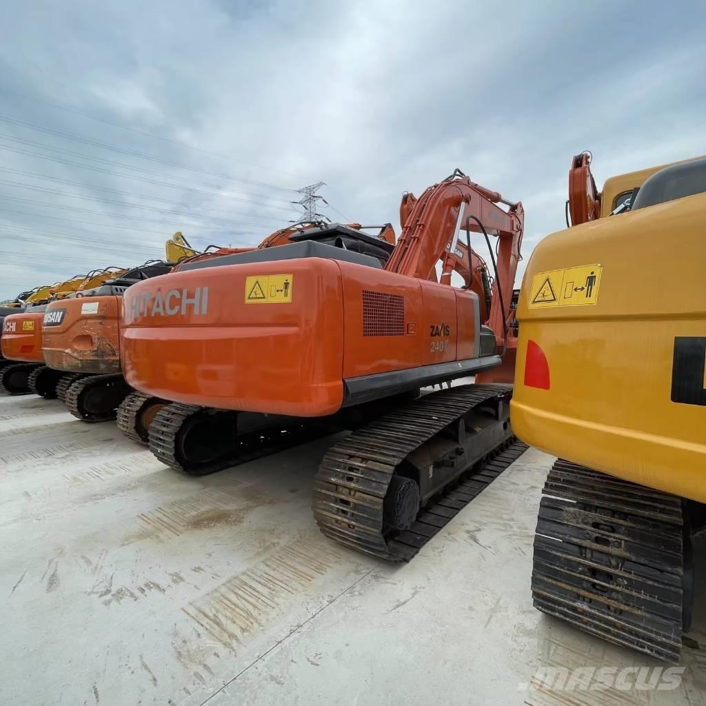 Hitachi ZX 240 Rupsgraafmachines