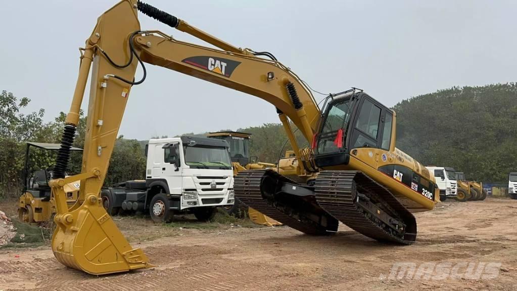 CAT 320 C Rupsgraafmachines