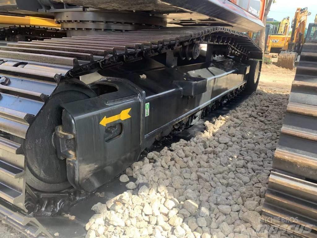 Doosan DX 225 Rupsgraafmachines