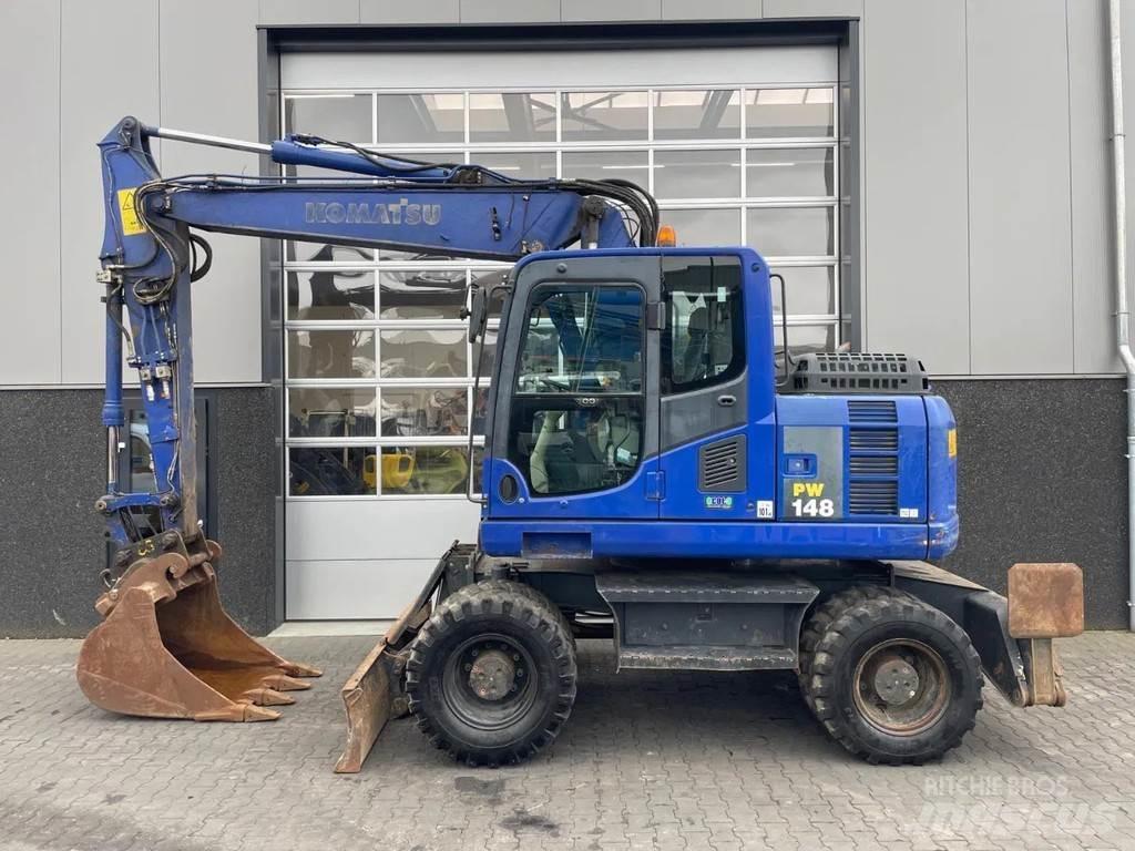 Komatsu PW148-8 Wielgraafmachines