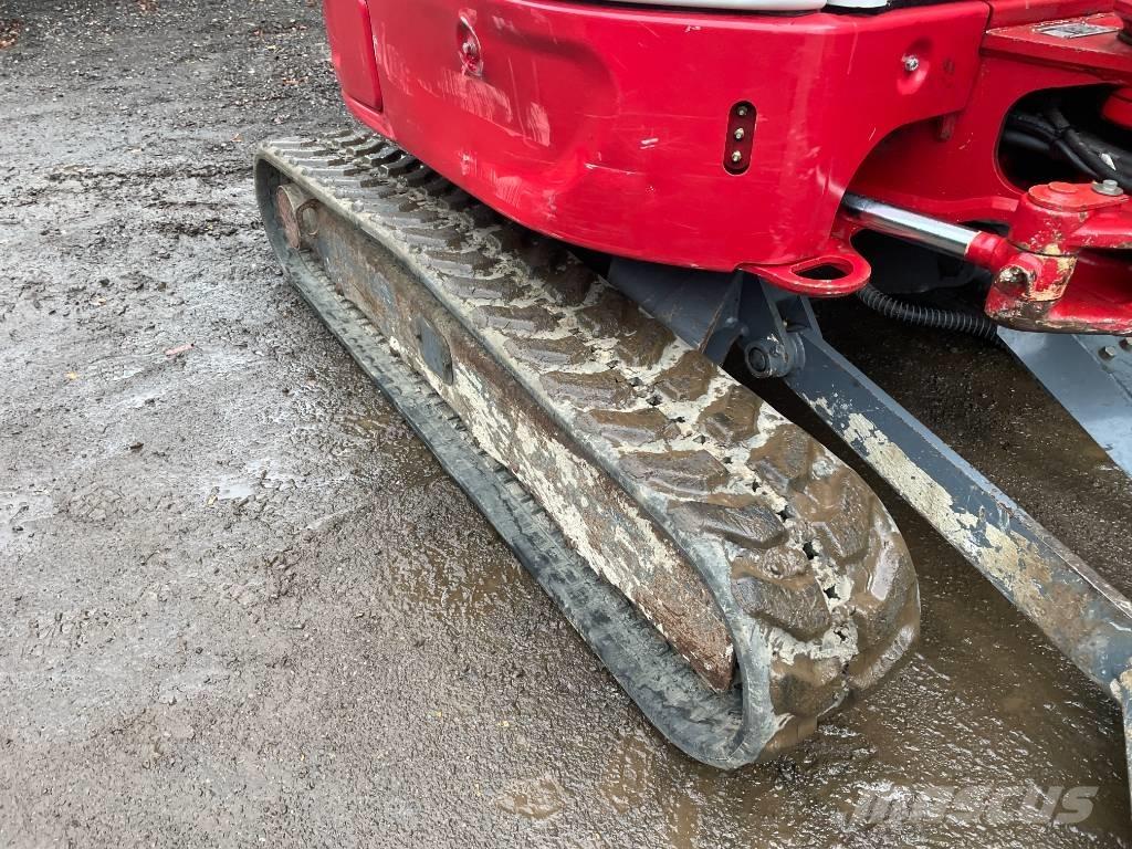 Takeuchi TB 325 R Minigraafmachines < 7t