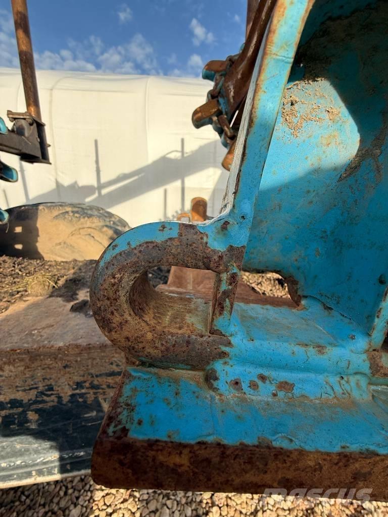 Komatsu 865 Uitrijwagens