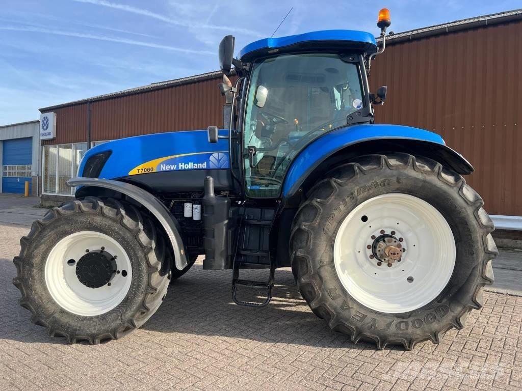 New Holland T7060 Tractoren