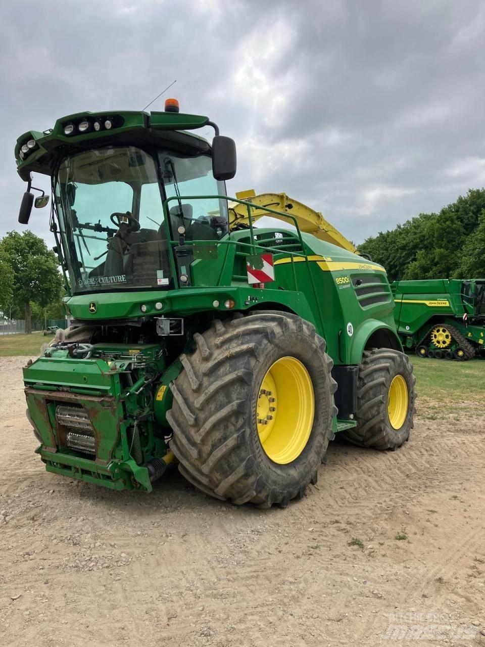 John Deere 8500 Zelfrijdende veldhakselaars