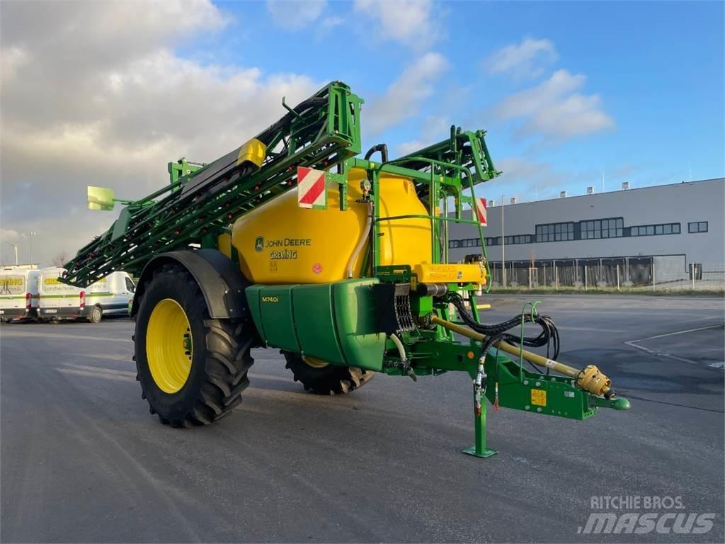 John Deere M740i Getrokken spuitmachines
