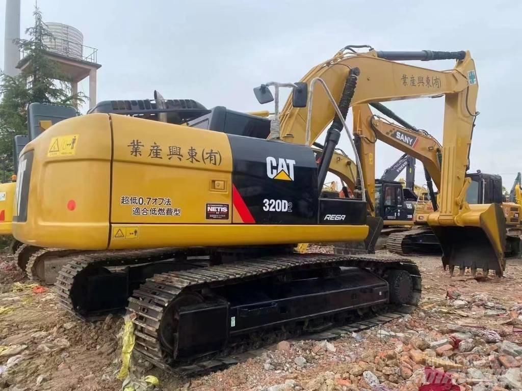 CAT 320 D Rupsgraafmachines