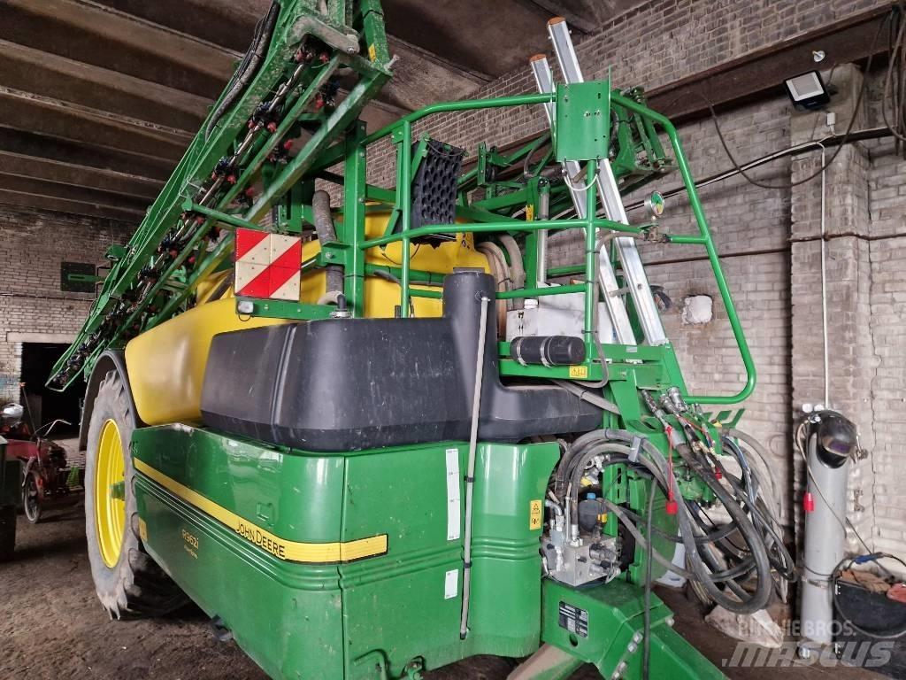 John Deere R 962 i Getrokken spuitmachines
