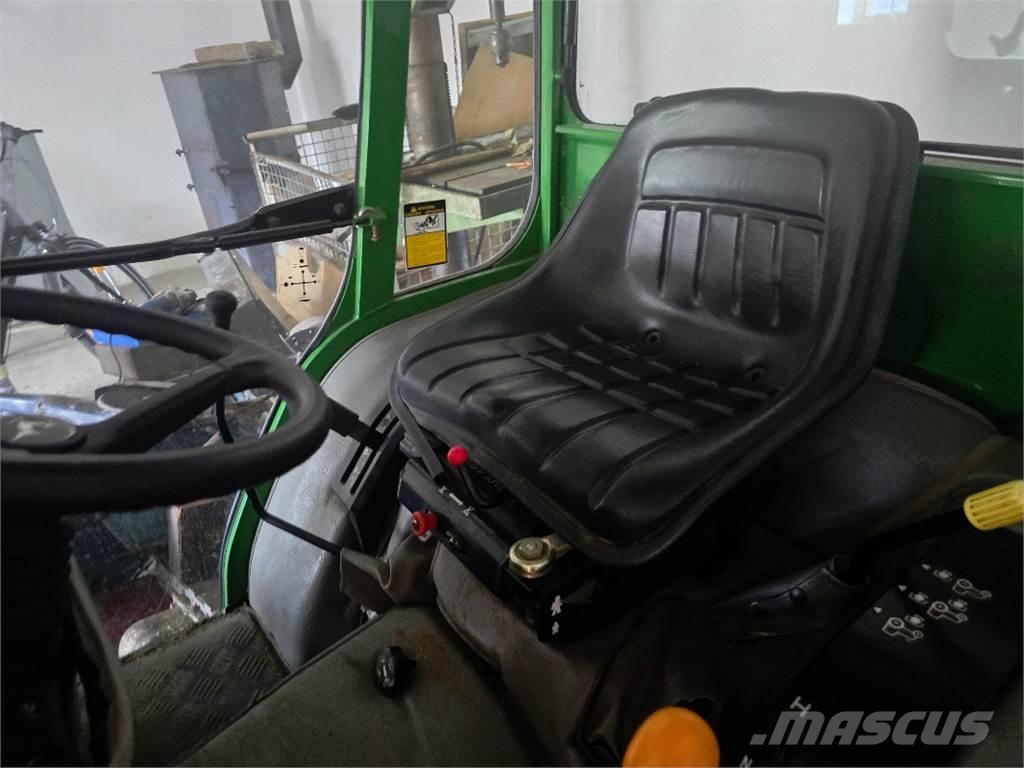 John Deere 4110 Tractoren