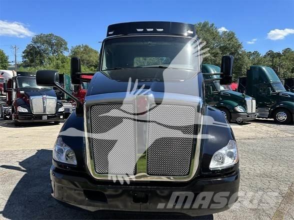 Kenworth T680 Trekkers
