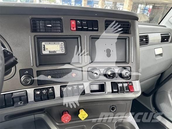 Kenworth T680 Trekkers