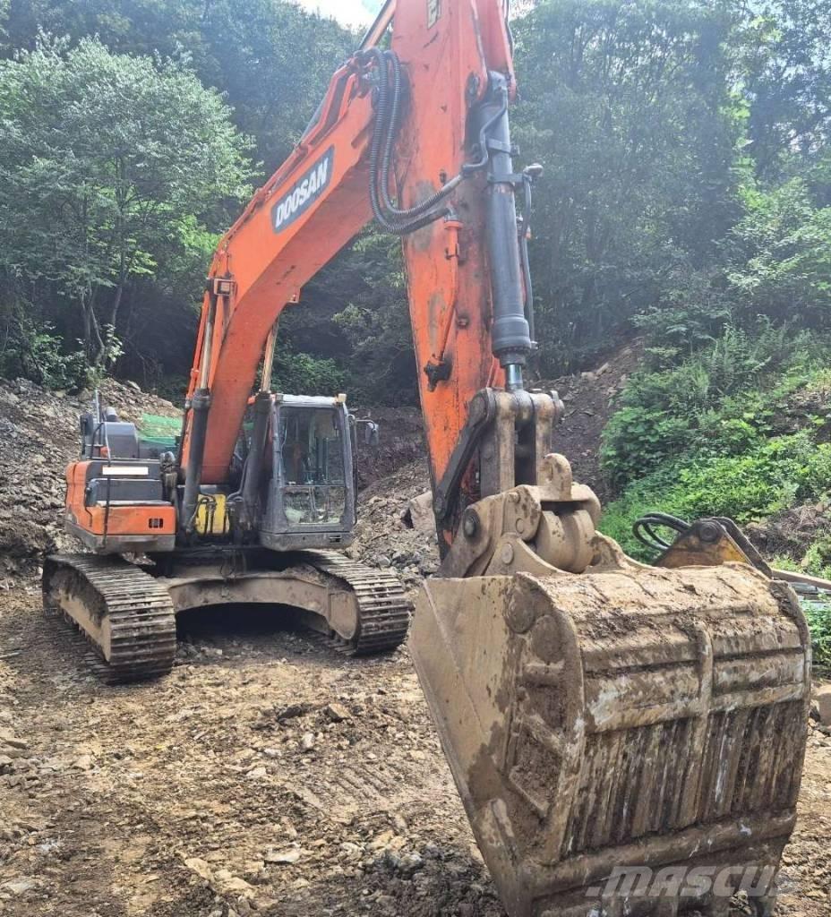 Doosan DX 300 LC-5 Rupsgraafmachines