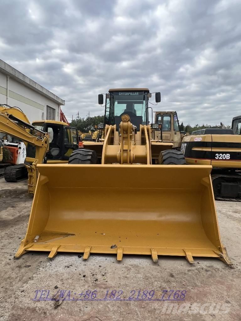 CAT 966L Wielladers