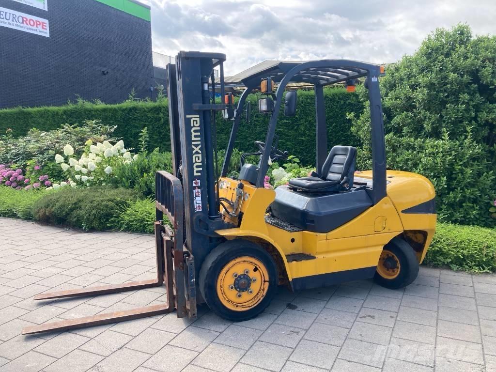 Maximal FD30T Diesel heftrucks