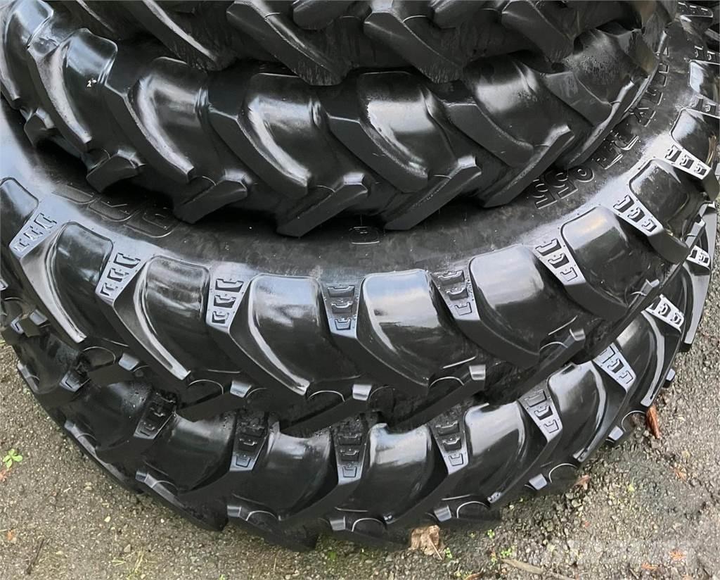 BKT 340/85R48 Banden, wielen en velgen