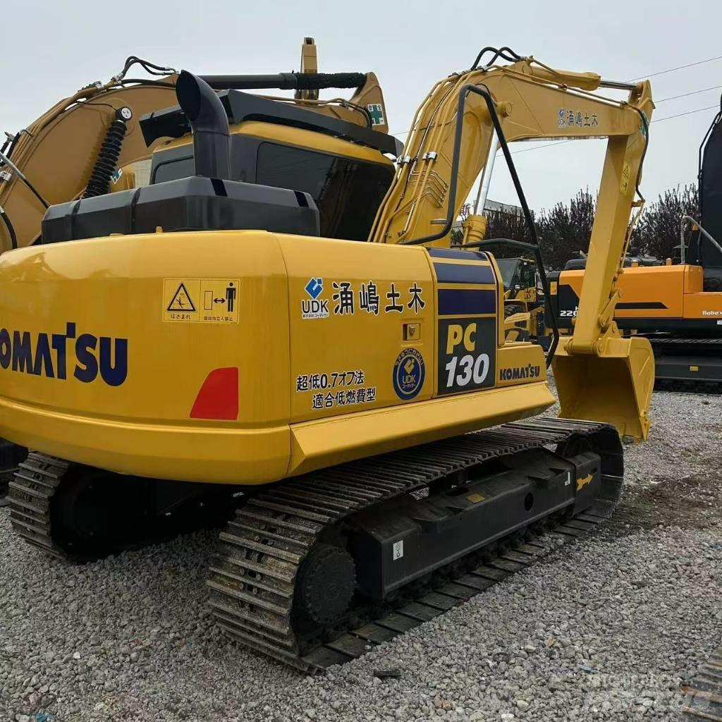 Komatsu 130-7 Rupsgraafmachines