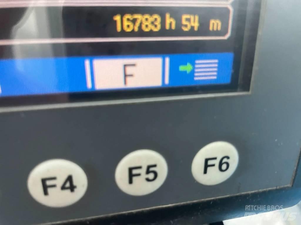 Fuchs MHL 350 Waste / industry handlers