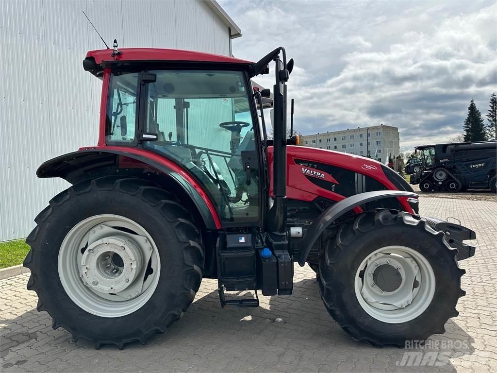 Valtra A105 MH Tractoren
