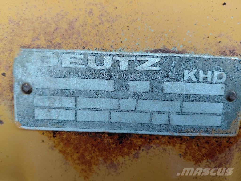 Bomag BW 212 P D Stampers