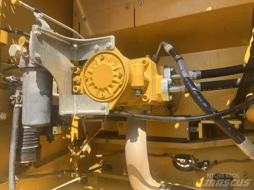 CAT 330 Rupsgraafmachines