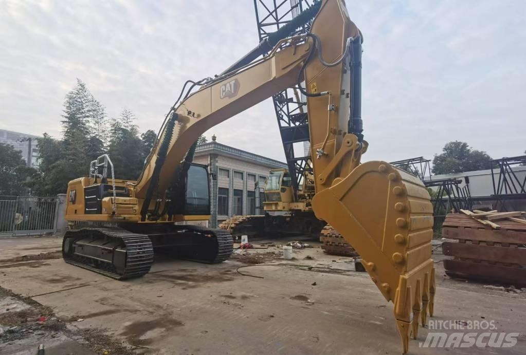 CAT 330 Rupsgraafmachines