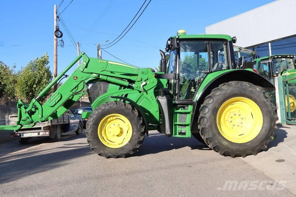 John Deere 6130 M Tractoren