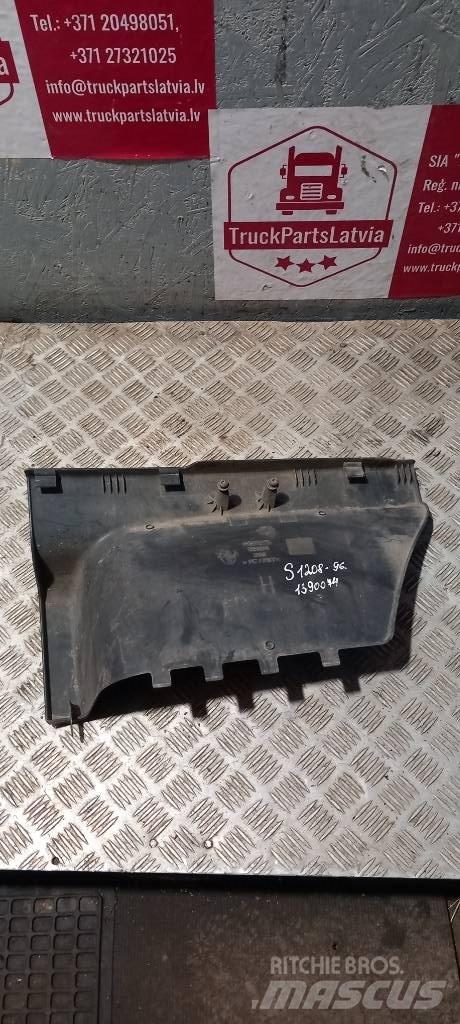 Scania 94 D.   1390074 Cabine en interieur