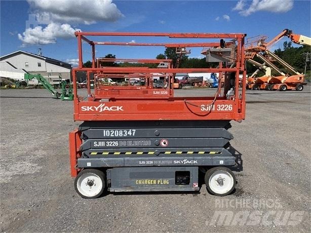 SkyJack SJ III 3226 Schaarhoogwerkers