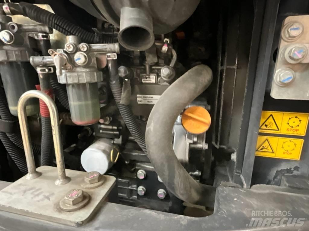 Hitachi ZX 19 U-5 A Minigraafmachines < 7t