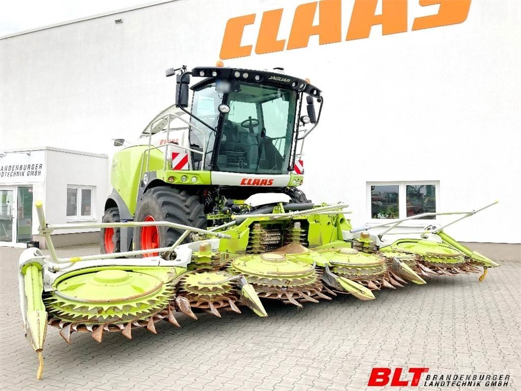 CLAAS Jaguar 950 Getrokken veldhakselaar