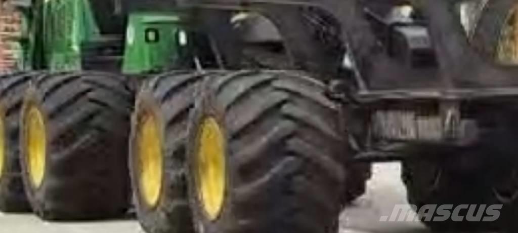 John Deere 1110 E Uitrijwagens