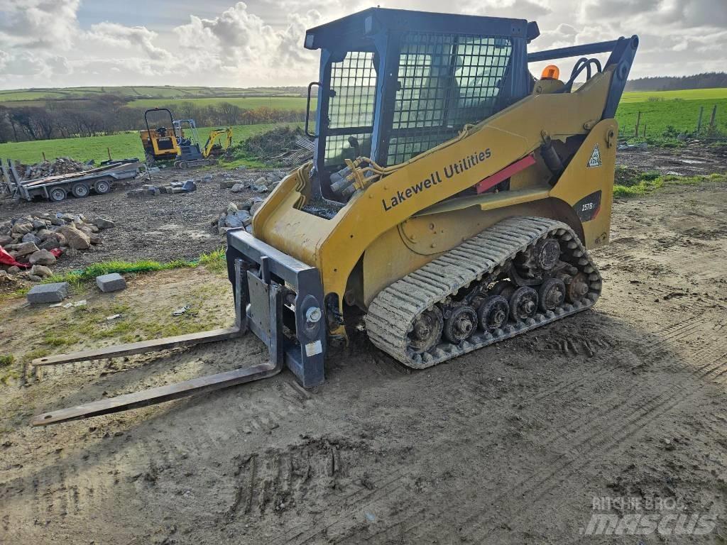 CAT 257 B 3 Schrankladers
