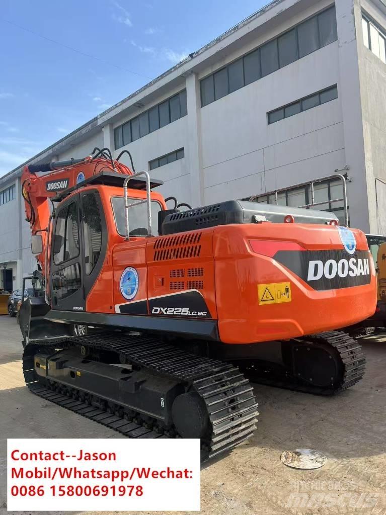 Doosan DX 225 LC Rupsgraafmachines