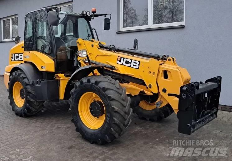 JCB TM 320 S Verreikers voor landbouw