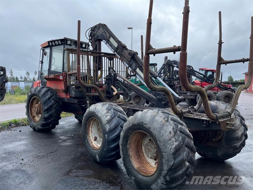 Valmet 836 Uitrijwagens