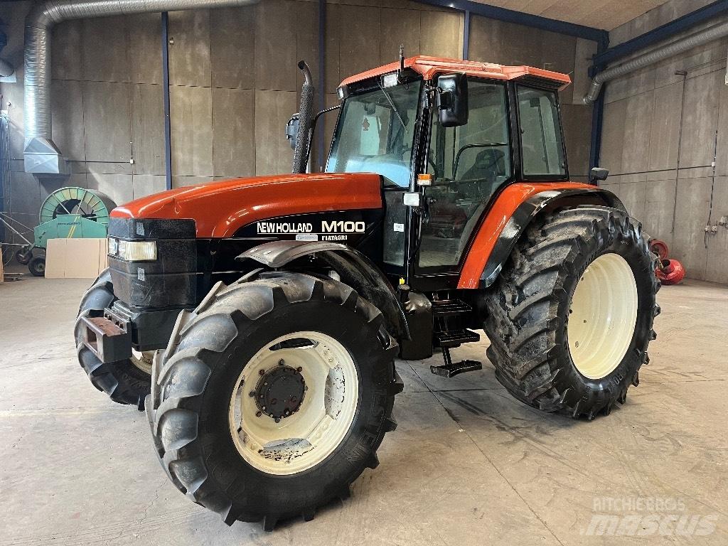 New Holland M 100 DT Tractoren