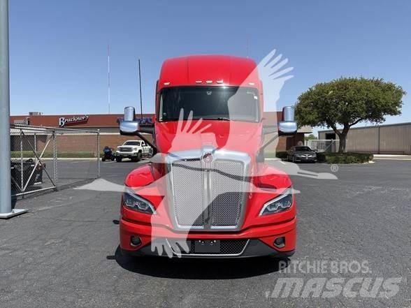 Kenworth T680 Trekkers