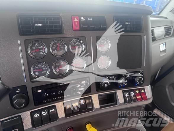 Kenworth T880 Trekkers