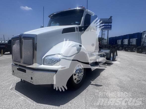 Kenworth T880 Trekkers