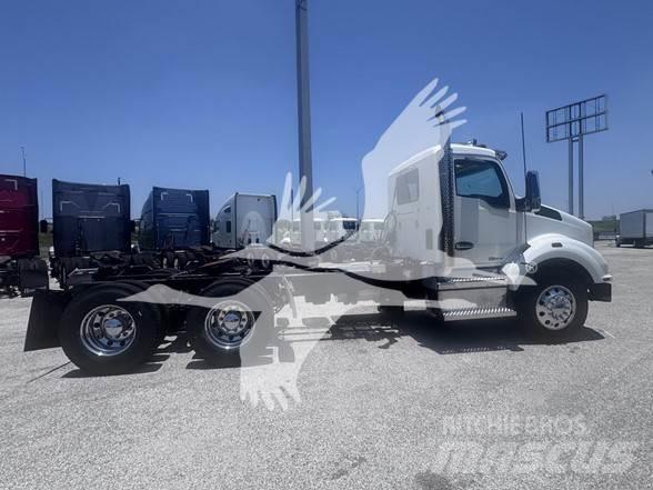 Kenworth T880 Trekkers