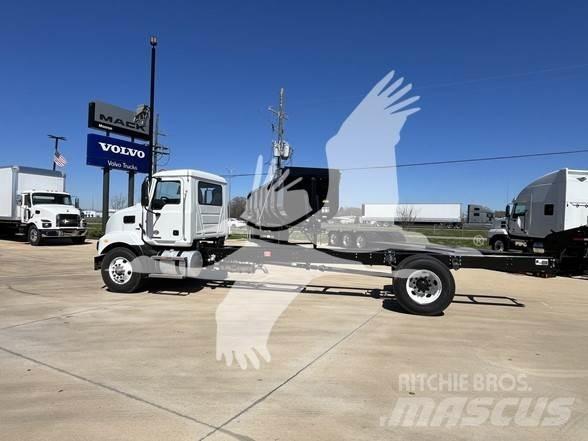 Mack MD6 Chassis met cabine