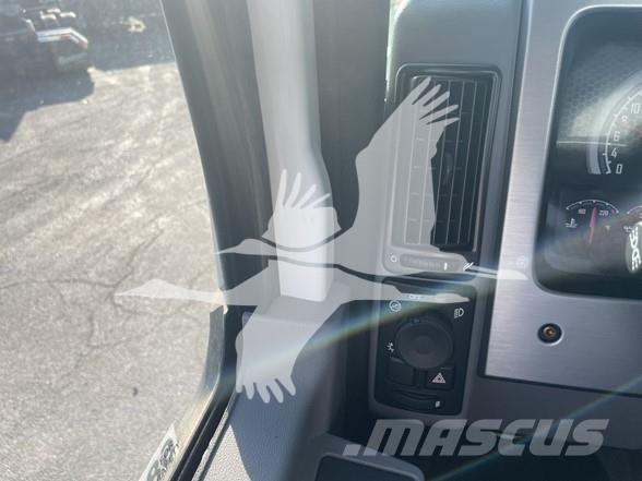 Mack MD6 Chassis met cabine