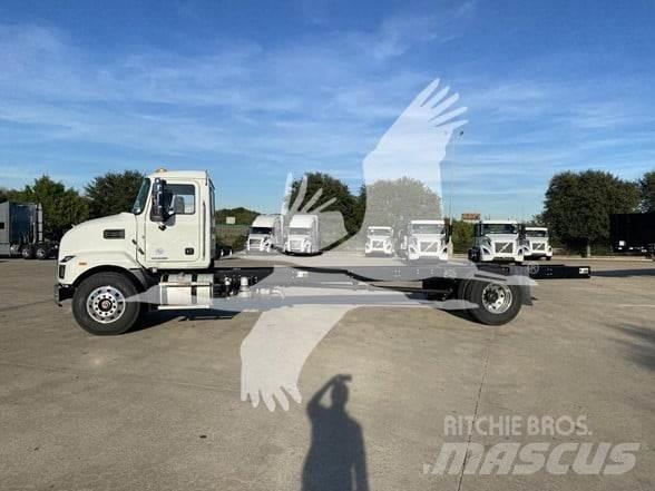 Mack MD7 Chassis met cabine