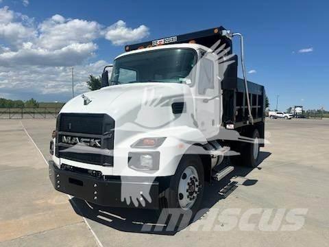 Mack MD7 Kipper
