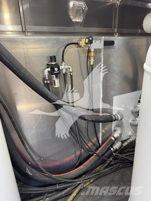 Mack MD7 Bouw - Overige