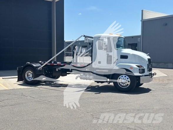 Mack MD7 Bouw - Overige