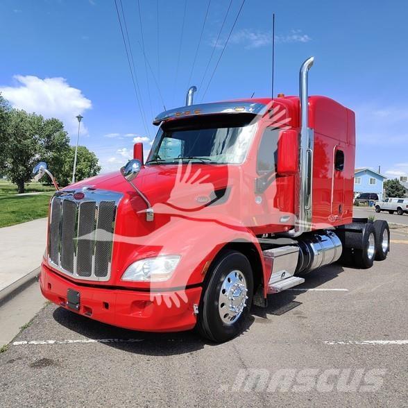 Peterbilt 579 Trekkers